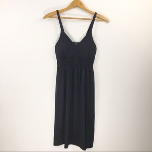 Chesley simple black padded dress size large